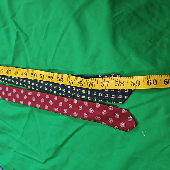 2 Brooks Brothers silk Ties , made in USA - Picture 10 of 15